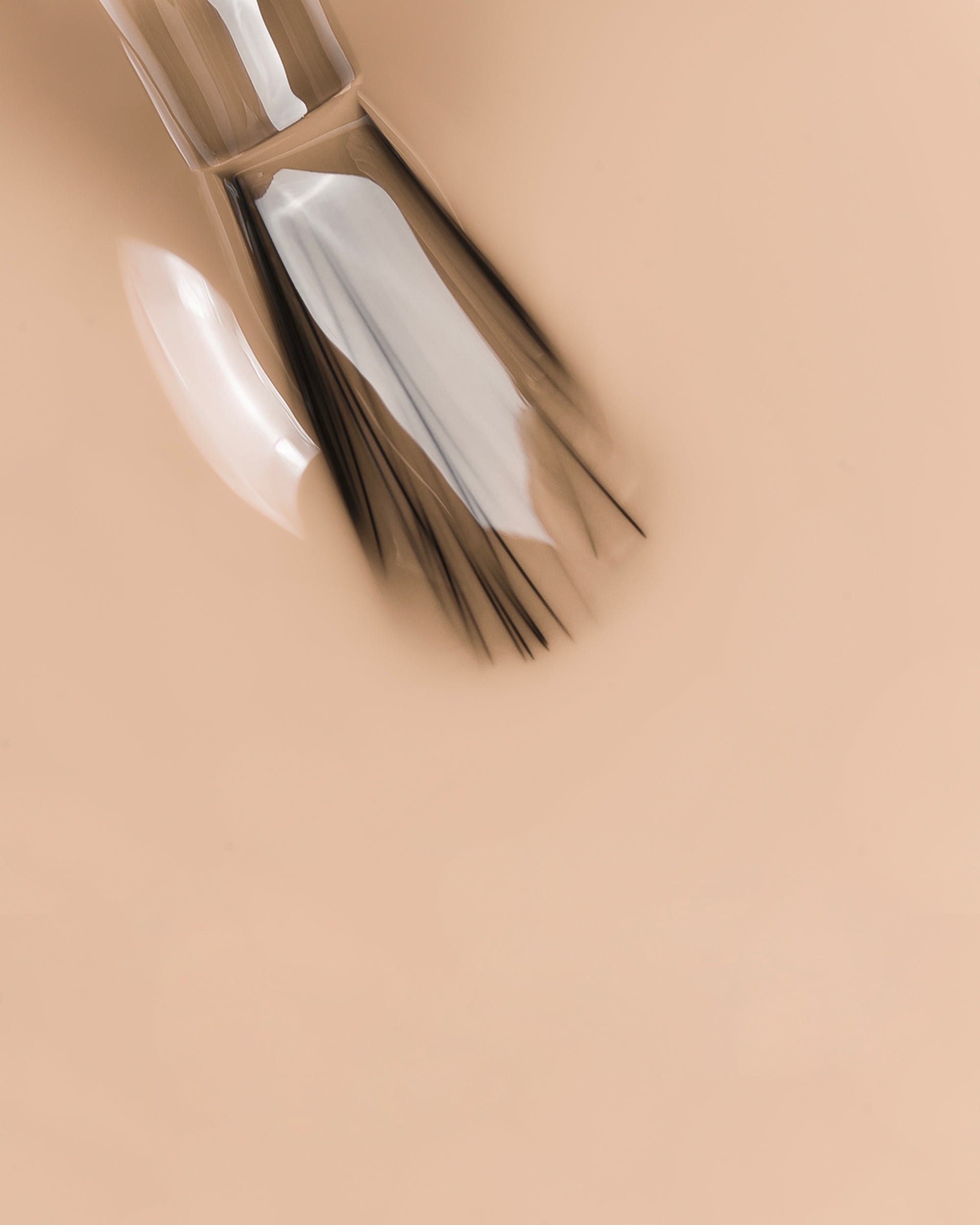 Smalto classico SHINE N’WEAR 236 MILKY APRICOT